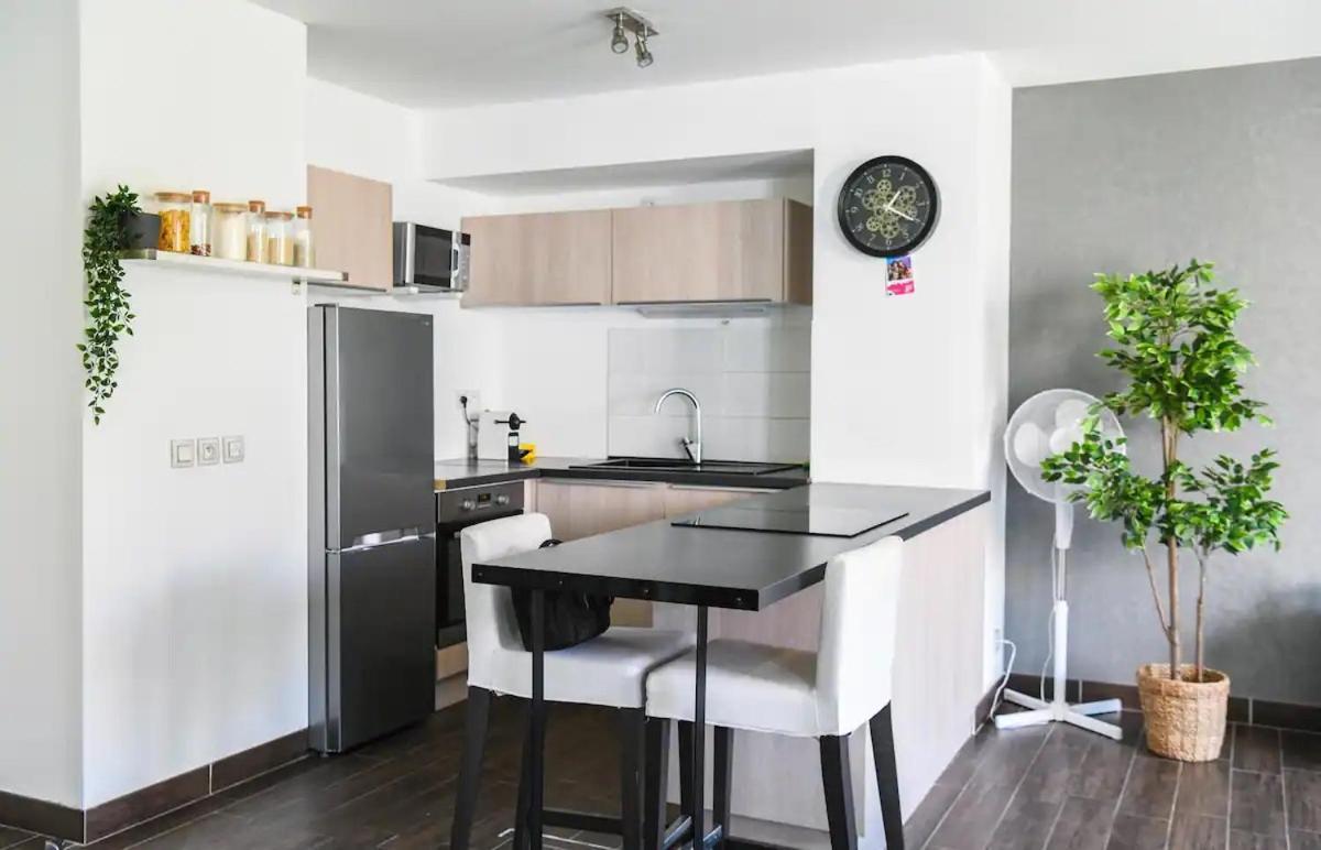 Superbe Appartement Avec Terrasse, Piscine & Parking Prive A Marsylia Zewnętrze zdjęcie